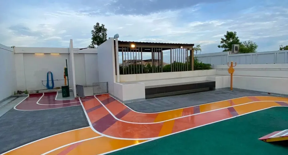 For rent 1 bed condo in Mueang Samut Prakan, Samut Prakan