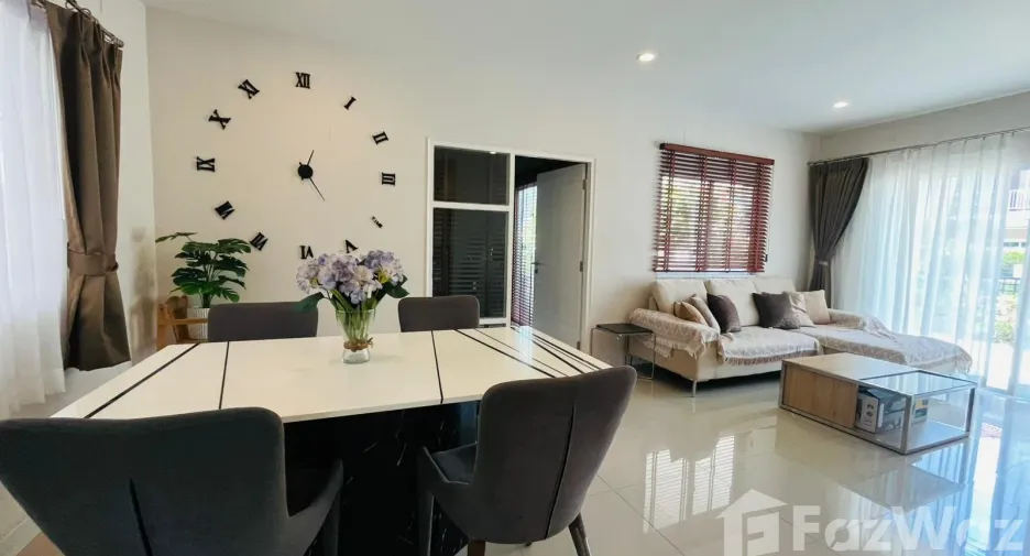 Haus zur Miete mit 4 Zimmer in Mueang Phuket, Phuket