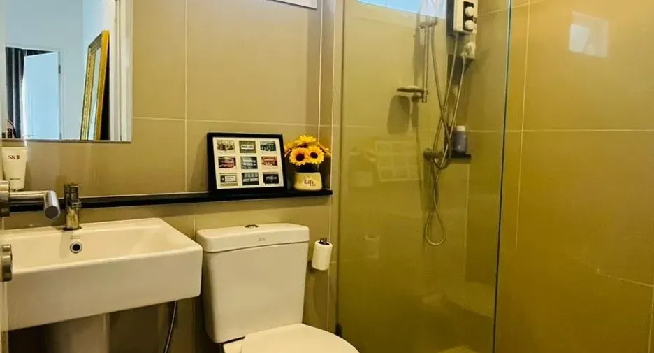 Haus zur Miete mit 4 Zimmer in Mueang Phuket, Phuket