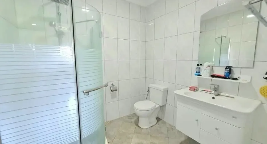 Villa zum Kauf mit 4 Zimmer in Bang Saray, Pattaya