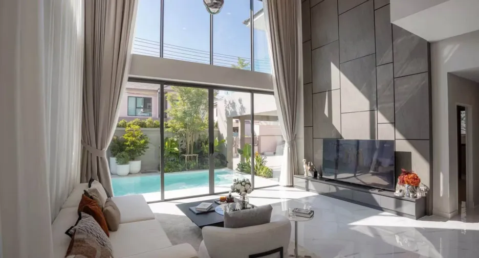 À vendre 5 chambres villa à Bang Lamung, Chonburi
