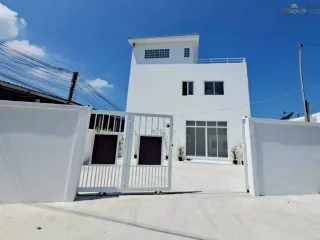 Villa en venta de 4 habitaciones en Bang Saray, Pattaya