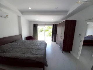 Villa en venta de 4 habitaciones en Bang Saray, Pattaya