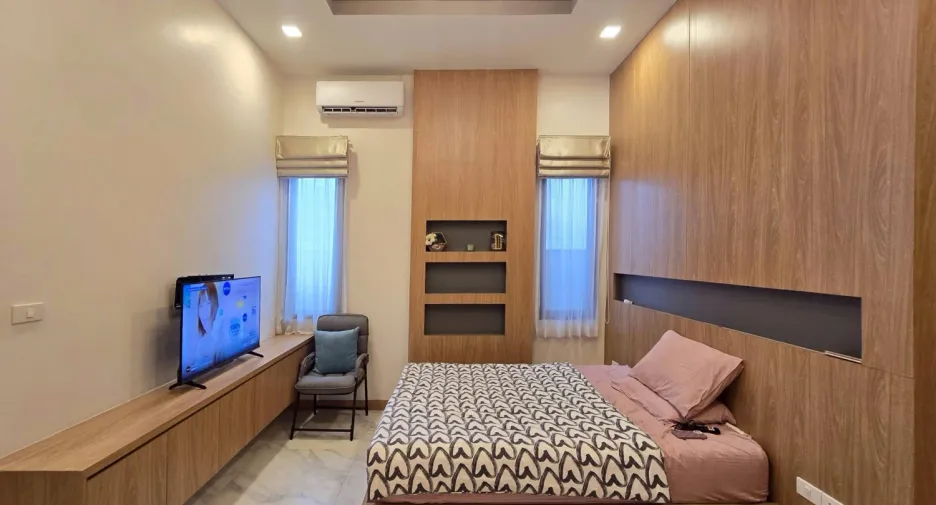 Villa en venta de 4 habitaciones en Bang Lamung, Chonburi