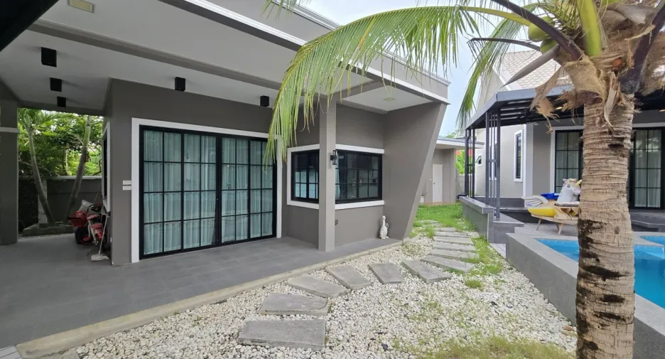 Villa en venta de 4 habitaciones en Bang Lamung, Chonburi