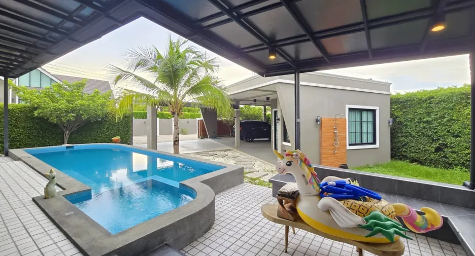 Villa en venta de 4 habitaciones en Bang Lamung, Chonburi