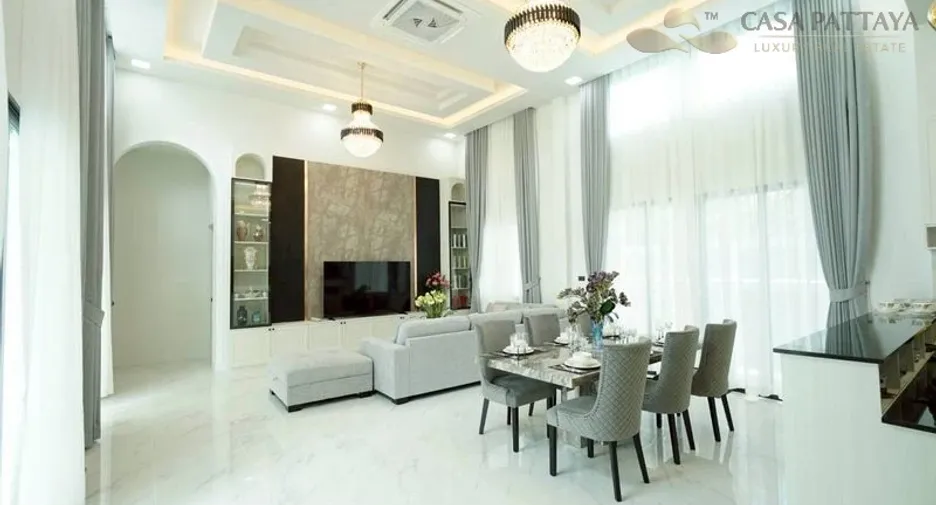 For sale 4 bedrooms villa in Bang Lamung, Chonburi