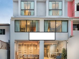 Casa adosada en venta de 8 habitaciones en Mueang Chiang Mai, Chiang Mai