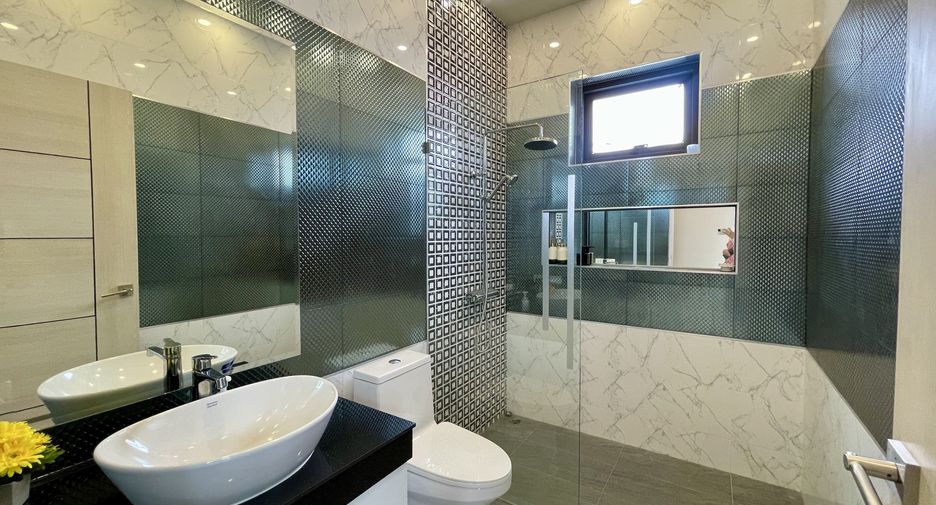 For rent 3 bedrooms villa in Hua Hin, Prachuap Khiri Khan