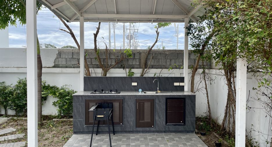 For rent 3 bedrooms villa in Hua Hin, Prachuap Khiri Khan