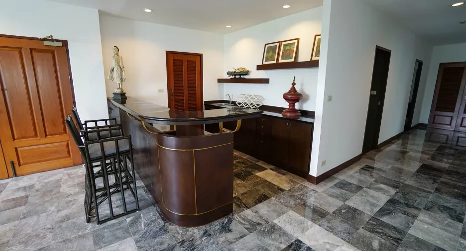 Apartamento en alquiler de 3 habitaciones en Watthana, Bangkok
