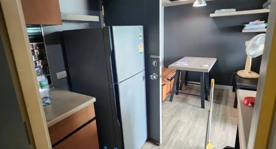 À vendre 1 chambre condo à Huai Khwang, Bangkok