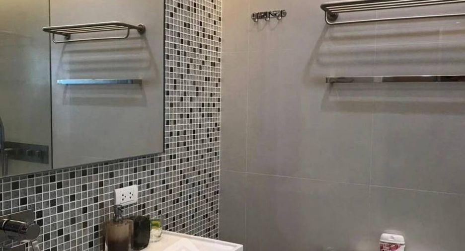 À vendre 1 chambre condo à Watthana, Bangkok