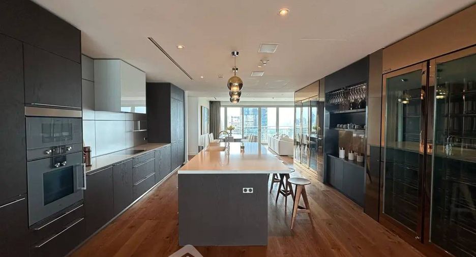 Wohnung zum Kauf mit 3 Zimmer in Pathum Wan, Bangkok
