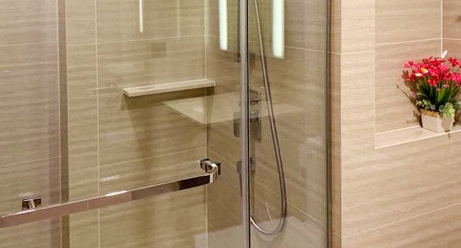 For rent and for sale 1 bed condo in Huai Khwang, Bangkok