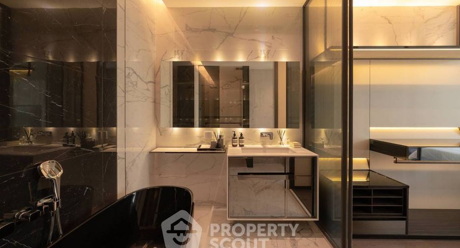 For sale 2 bedrooms condo in Watthana, Bangkok