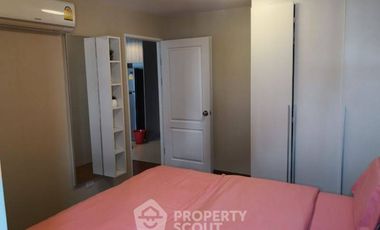 For sale 2 bedrooms condo in Huai Khwang, Bangkok