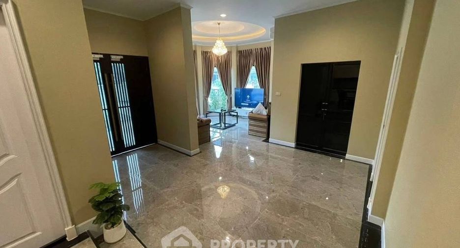 For rent 2 bedrooms house in Bang Lamung, Chonburi