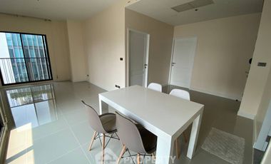 出租 2 卧室 公寓 在 Khlong Toei, 曼谷