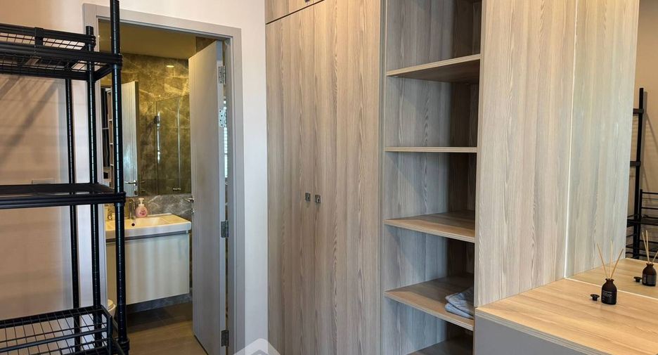 Wohnung zur Miete mit 1 Zimmer in Pathum Wan, Bangkok
