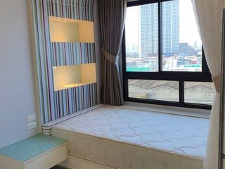 For rent 3 bedrooms condo in Yan Nawa, Bangkok