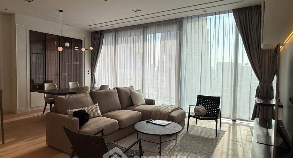 Condo en alquiler de 2 habitaciones en Khlong Toei, Bangkok