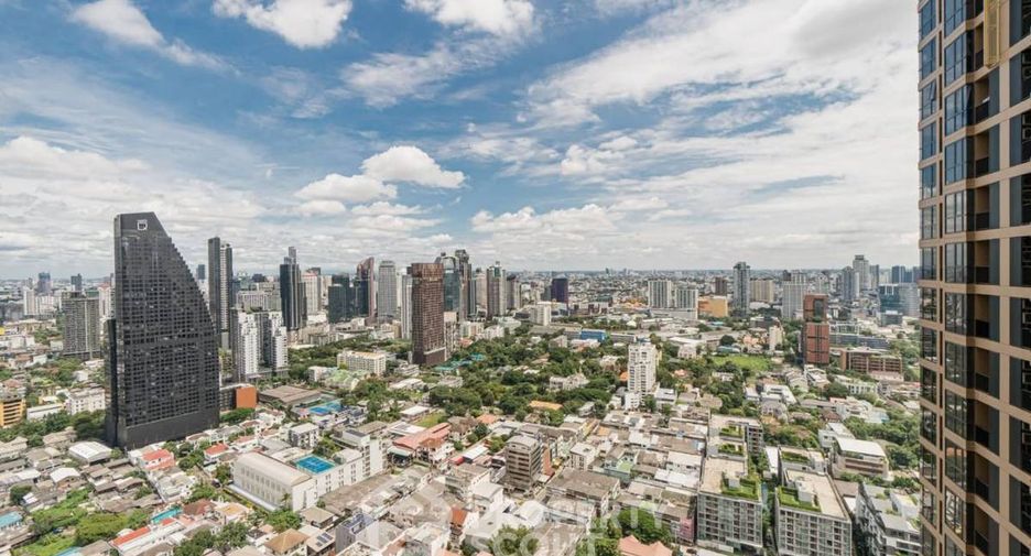For rent 1 bed condo in Khlong Toei, Bangkok