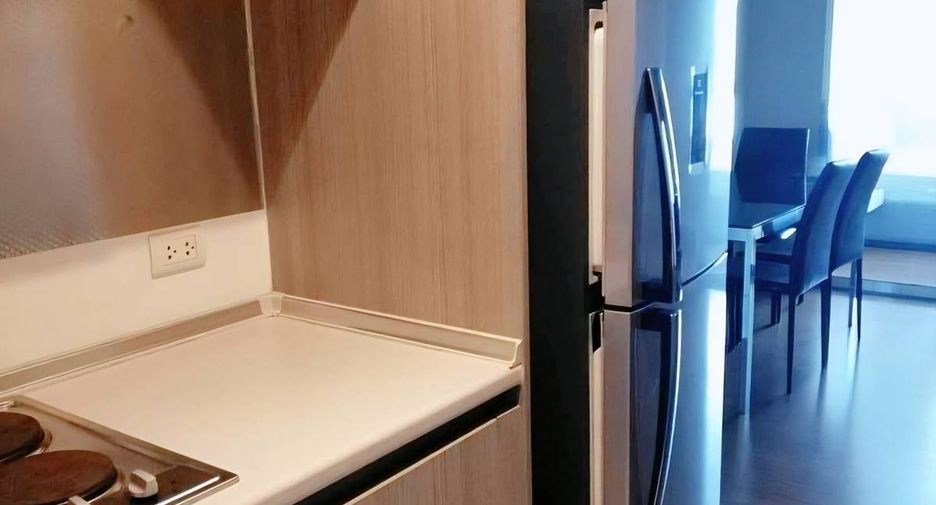 Condo en alquiler de 1 habitaciones en Huai Khwang, Bangkok