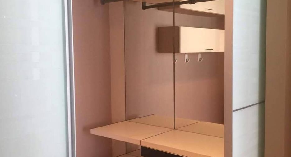 Condo en alquiler de 2 habitaciones en Khlong Toei, Bangkok