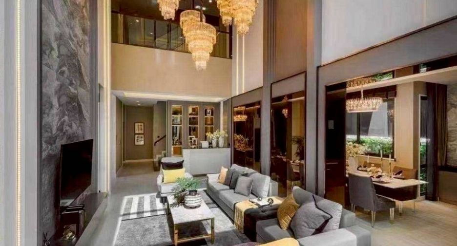 Casa en alquiler de 4 habitaciones en Bang Kapi, Bangkok