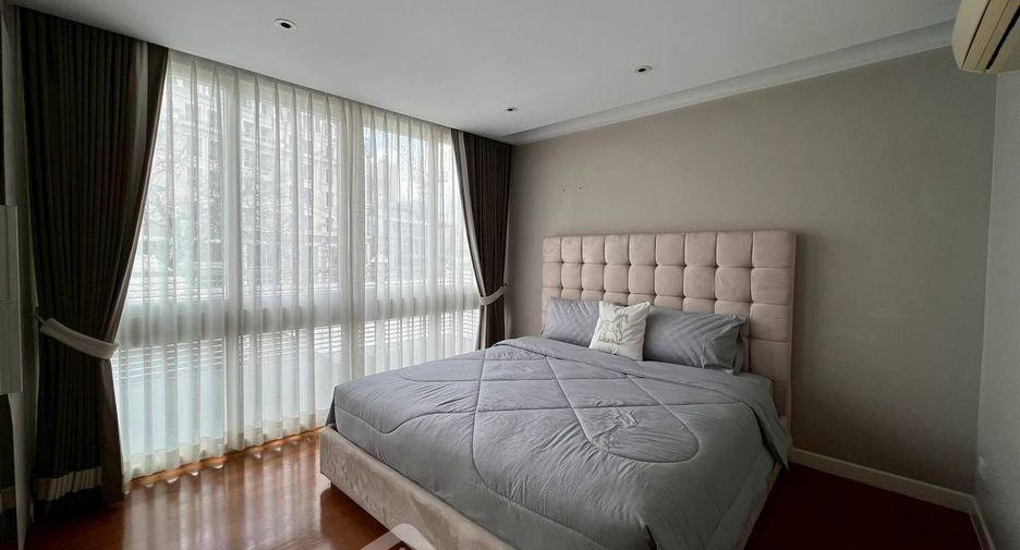 Wohnung zur Miete mit 3 Zimmer in Watthana, Bangkok