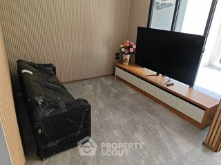 For rent 3 bedrooms townhouse in Wang Thonglang, Bangkok