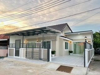 Продажа 3 спальни таунхаус в Bang Bua Thong, Нонтабури