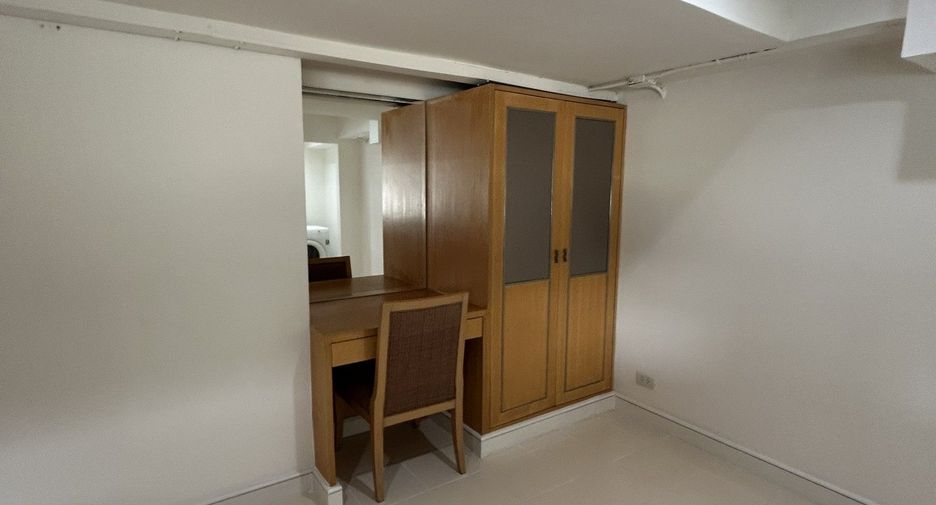 Apartment zur Miete mit 3 Zimmer in Khlong Toei, Bangkok
