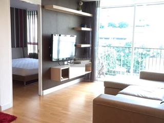For rent 2 bedrooms condo in Sathon, Bangkok