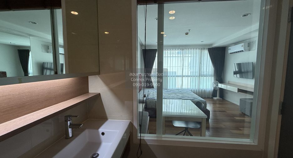 For rent 1 bed condo in Watthana, Bangkok