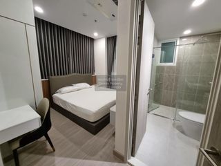 For rent 2 bedrooms condo in Bang Rak, Bangkok