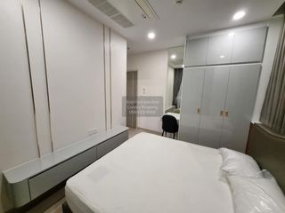 For rent 2 bedrooms condo in Bang Rak, Bangkok