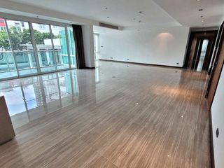 Wohnung zur Miete mit 4 Zimmer in Khlong Toei, Bangkok