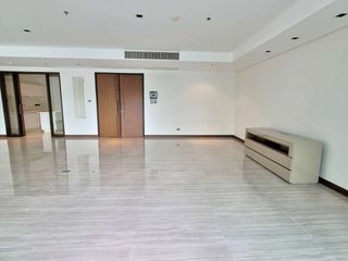 Wohnung zur Miete mit 4 Zimmer in Khlong Toei, Bangkok