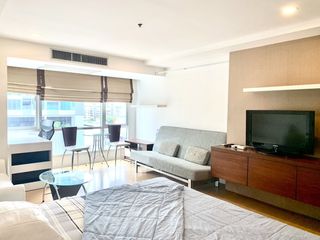For rent スタジオ condo in Khlong Toei, Bangkok