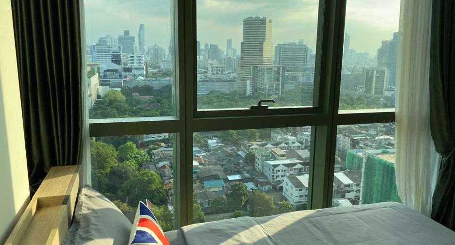Condo en alquiler de 1 habitaciones en Pathum Wan, Bangkok