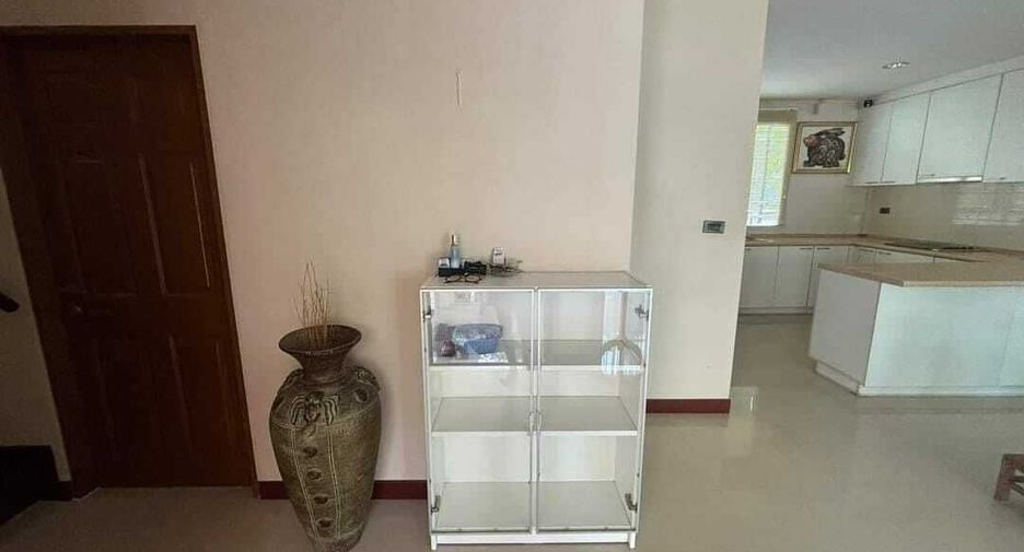 出租 3 卧室 独立屋 在 Bang Phli, Samut Prakan
