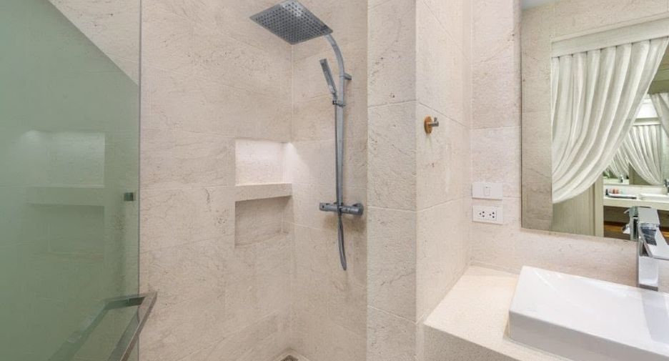 Продажа 4 спальни вилла в Самуи, Сураттани
