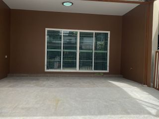 For rent 3 bedrooms townhouse in Bang Bon, Bangkok