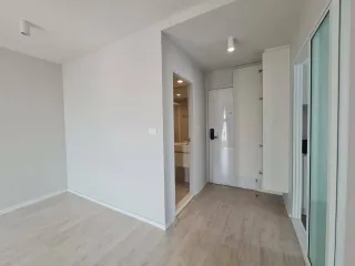 À vendre 1 chambre condo à Lat Phrao, Bangkok