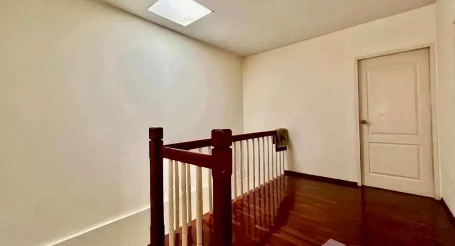 For sale 4 bedrooms townhouse in Mueang Nonthaburi, Nonthaburi