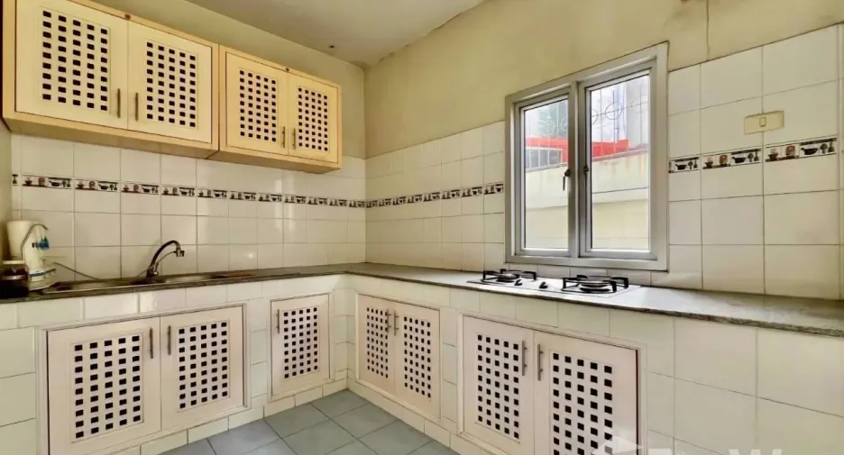 For sale 4 bedrooms townhouse in Mueang Nonthaburi, Nonthaburi