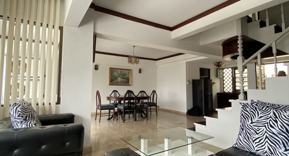 Condo en alquiler de 3 habitaciones en Watthana, Bangkok