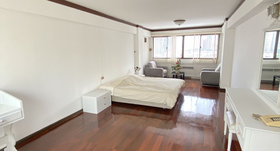 Condo en alquiler de 3 habitaciones en Watthana, Bangkok